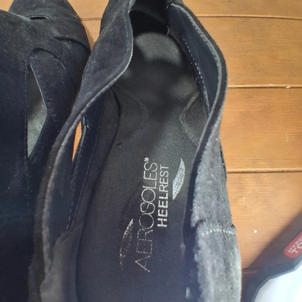 Aerosoles Heelrest Pumps 8.5 Black Caged Cutout Suede Block Heel Professional